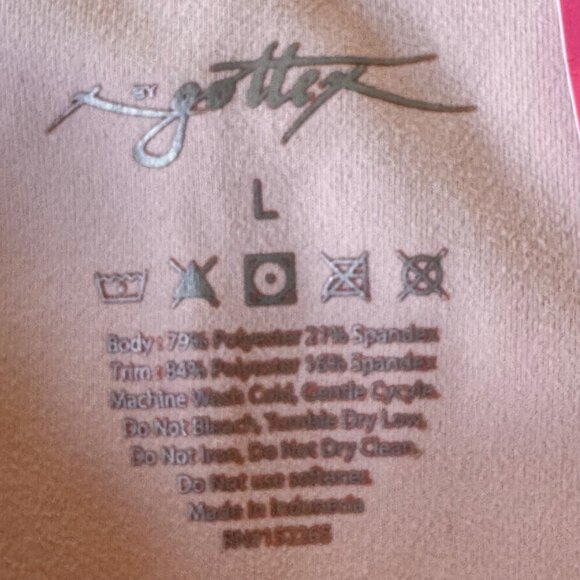 Gottex Peach Skin Collection Peach Whip Compression Leggings W/ Phone Pocket Sli - Picture 4 of 12